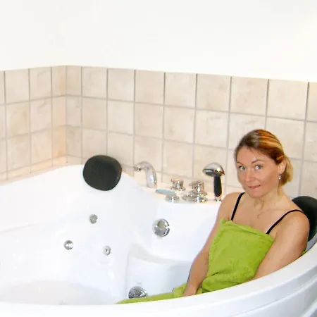 Semesterbostad Two-bedroom Holiday In Vaeggerlose 8